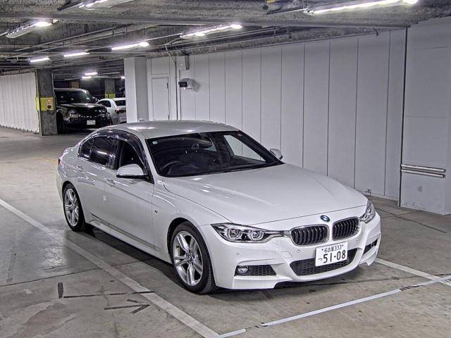 575 BMW 3 SERIES 8E15 2018 г. (ZIP Osaka)